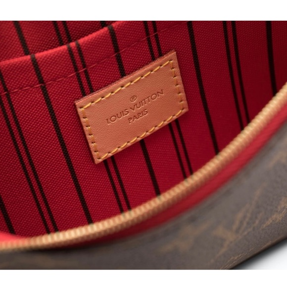 LOUIS VUITTON POUCH WITH PINK INSIDE USED LIKE NEW - Picture 4 of 4